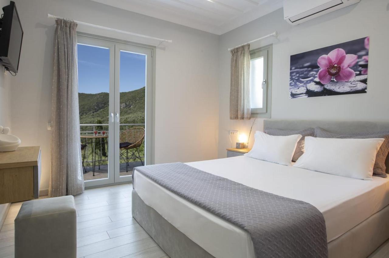Panoutsis Villa - Sivros Lefkada Exterior photo