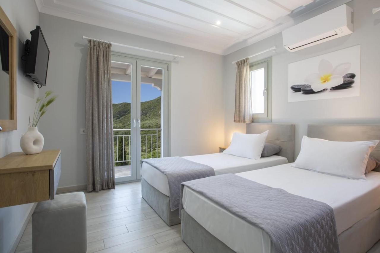 Panoutsis Villa - Sivros Lefkada Exterior photo